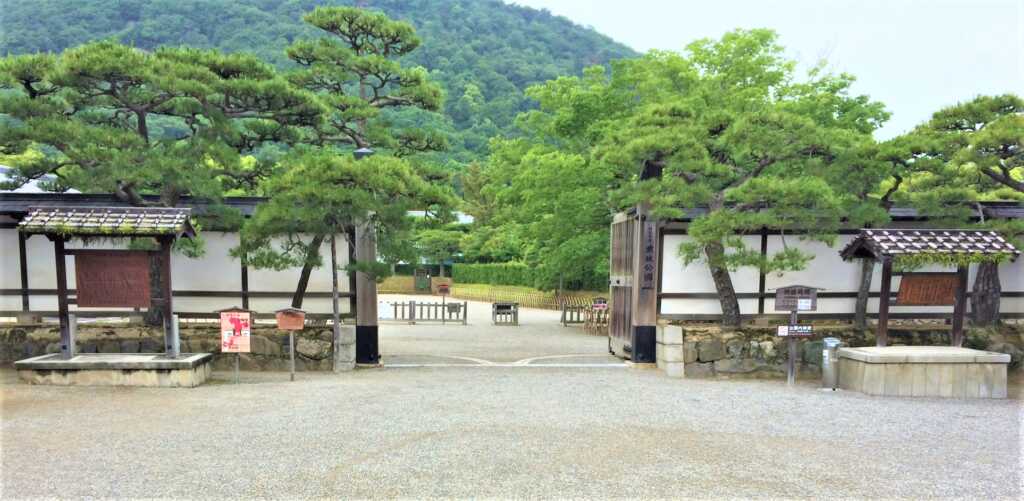 栗林公園入口