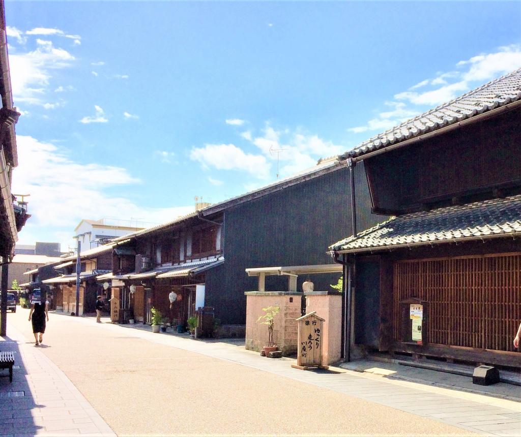 川原町の古い町並み