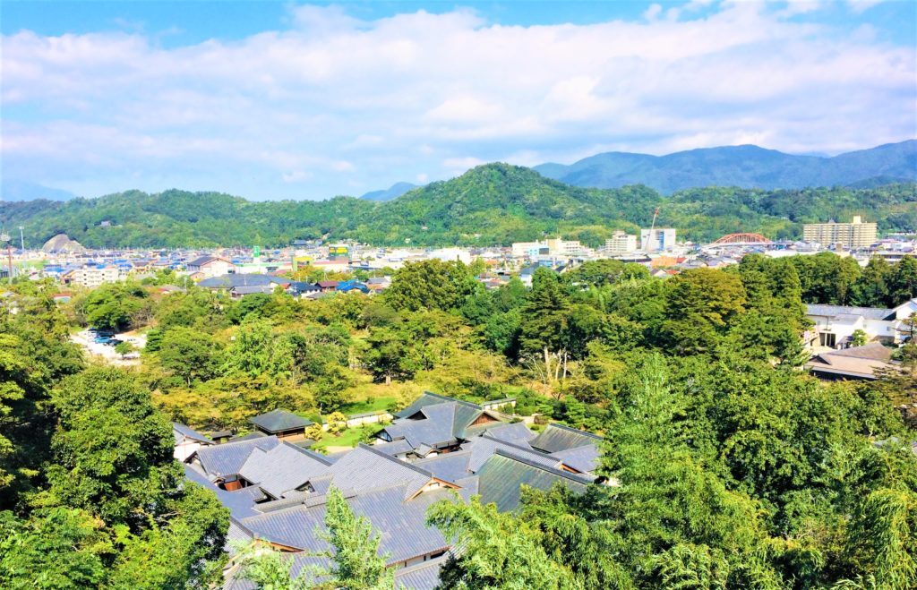彦根城 天秤櫓から佐和山城方面を望む