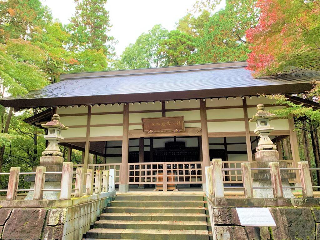 秩父御嶽神社・東郷神社