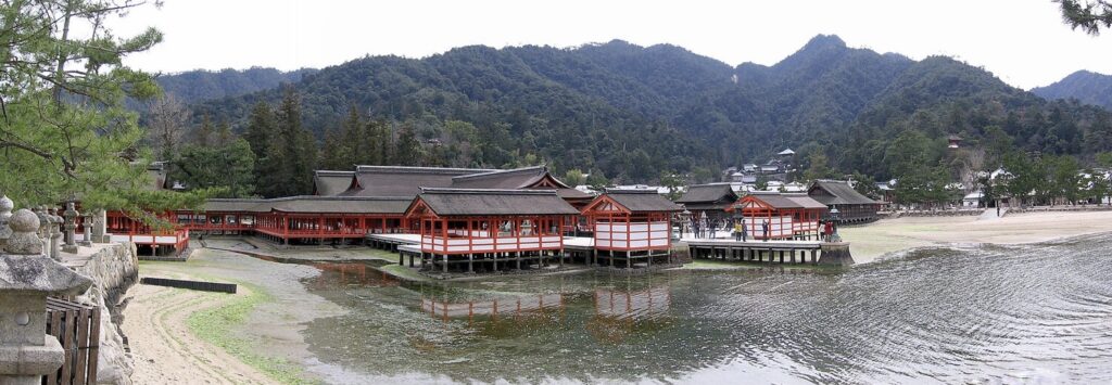 厳島神社