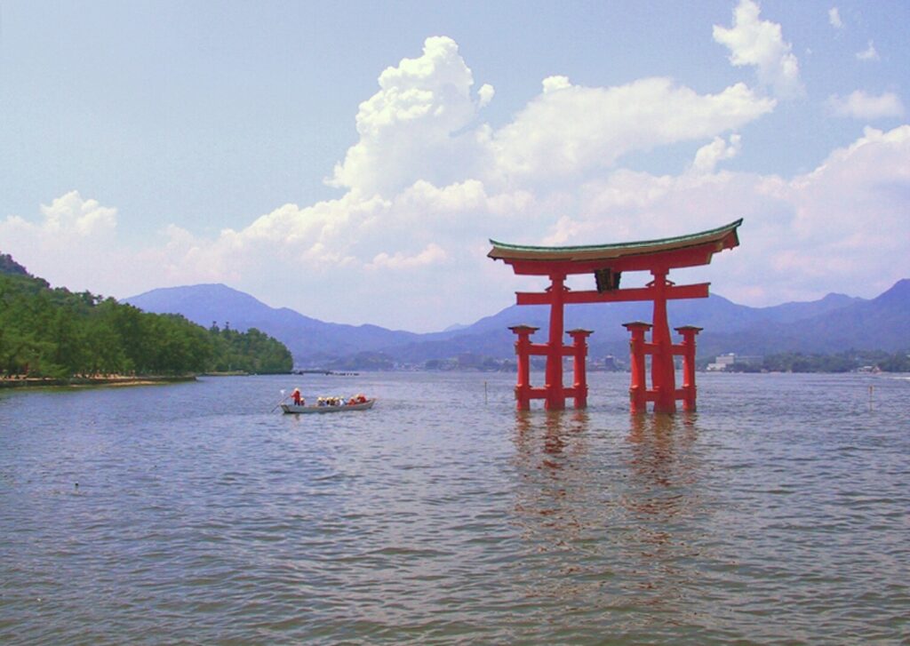 厳島神社