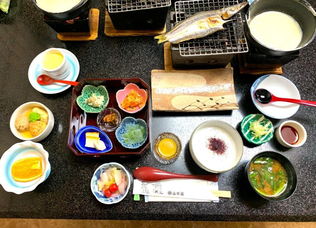 山縣館
