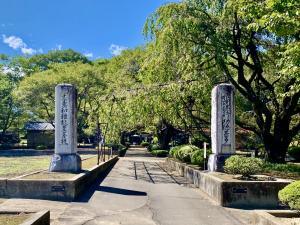 北杜　神代桜のある実相寺境内の様子