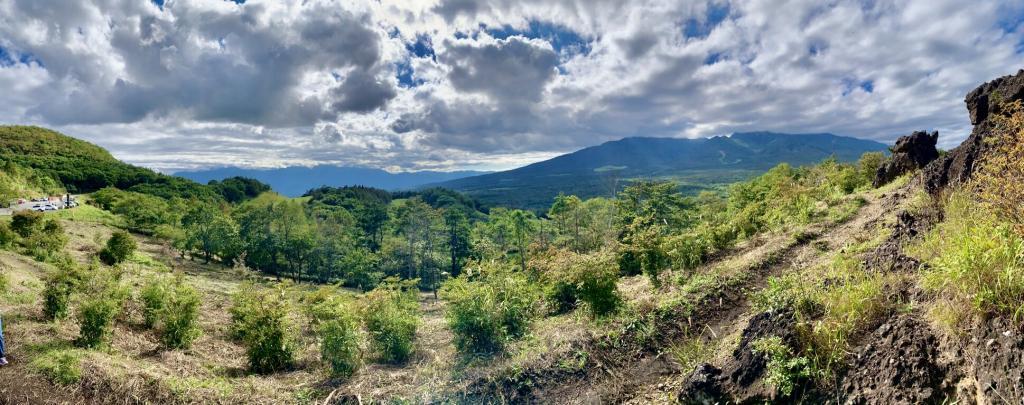 平沢峠・しし岩・飯盛山