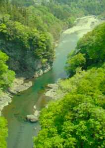 秩父 「はなのや」近くの様子　荒川