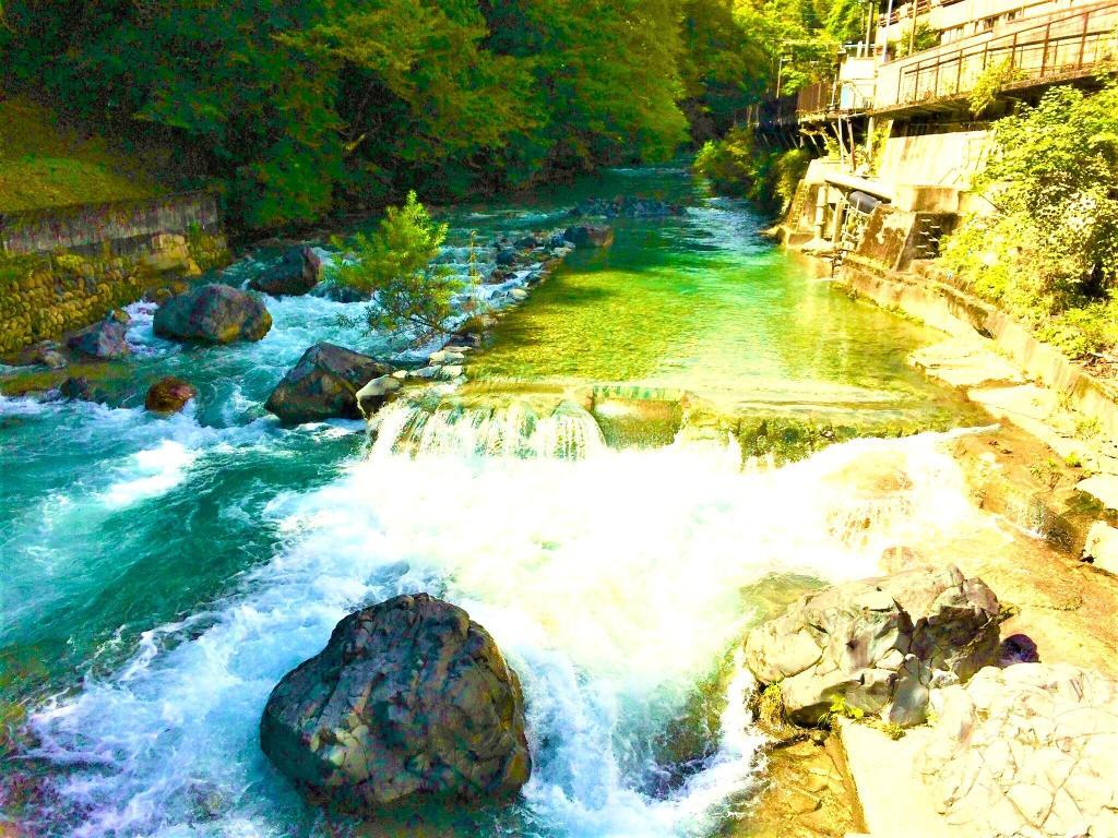 四万温泉