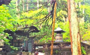 日光東照宮　奥社；徳川家康墓所