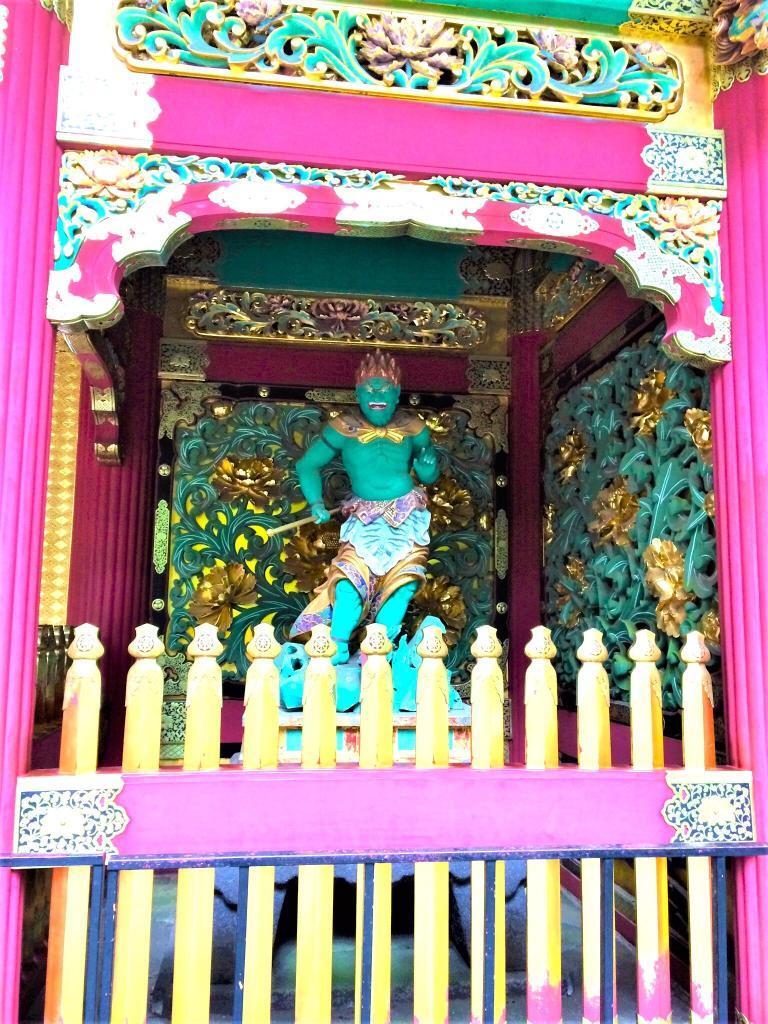 日光 輪王寺大猷院霊廟夜叉門