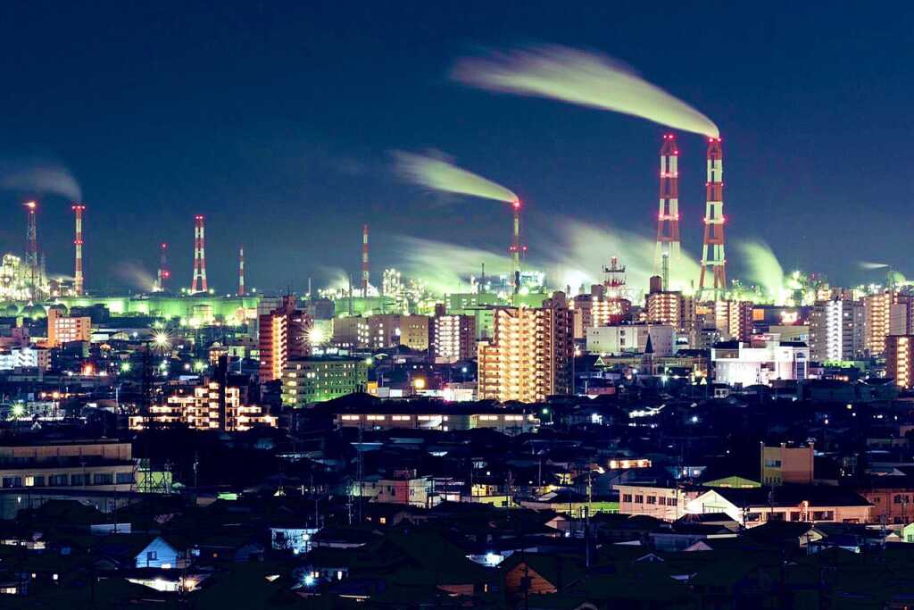 四日市コンビナートの夜景