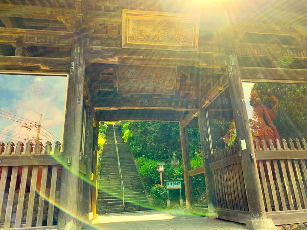 岩殿