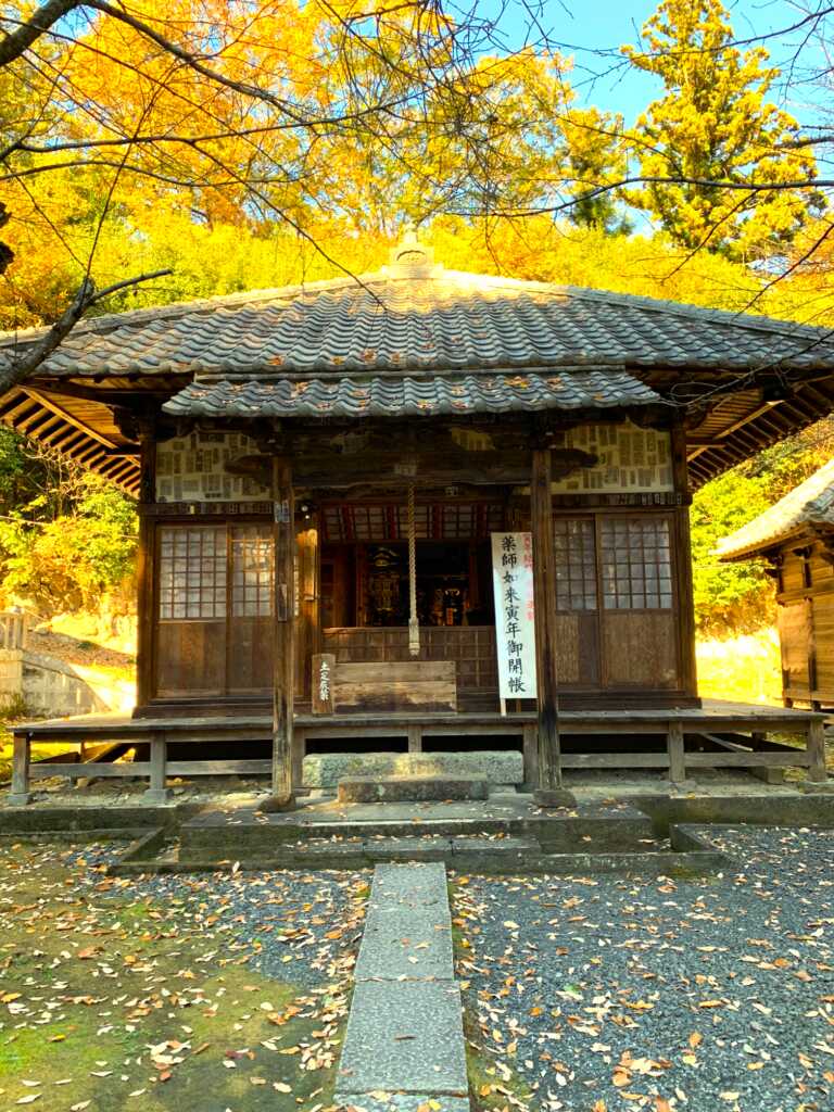 岩殿