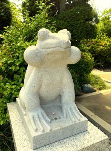 狛〇 水宮神社の「狛蛙」