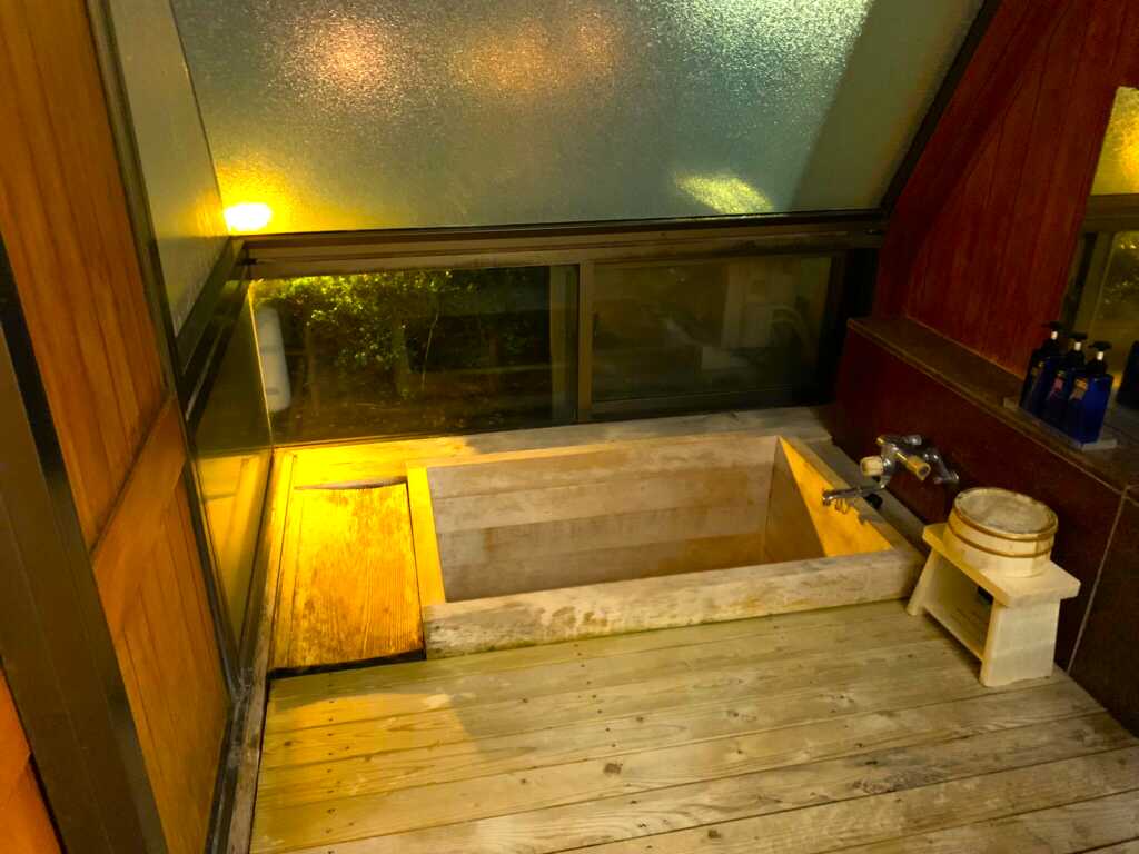 ttps://www.kurofune-hotel.com
