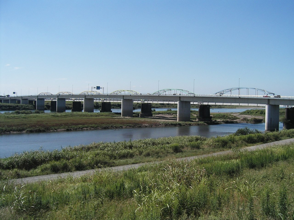利根川