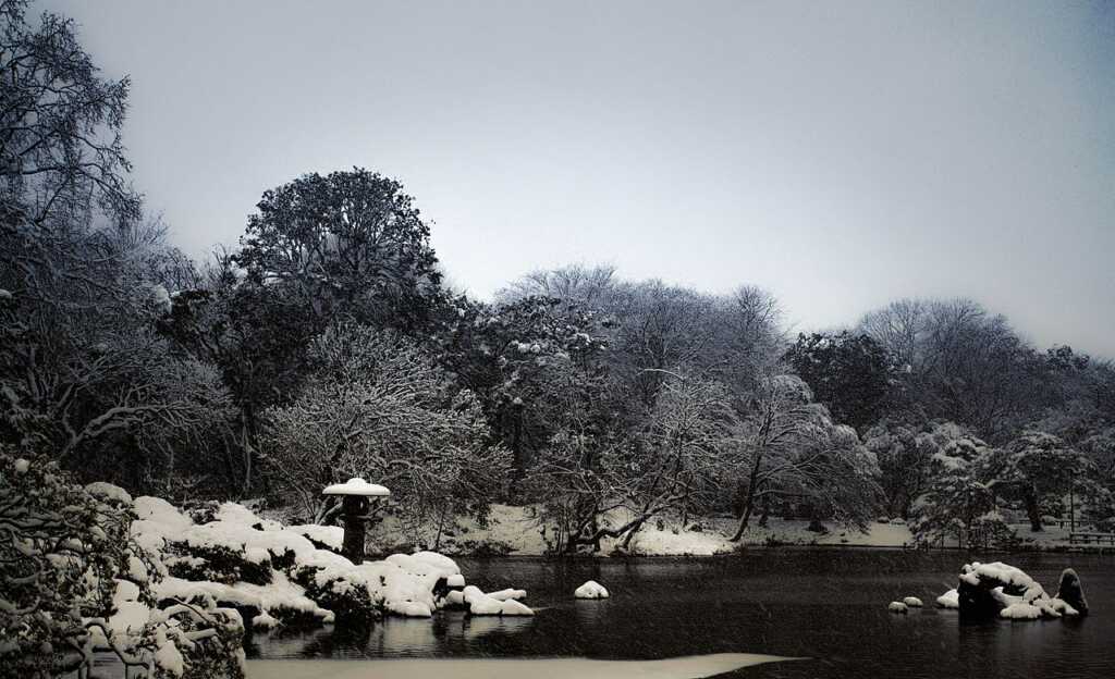 六義園