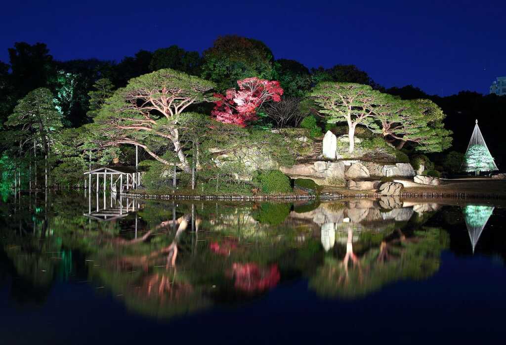 六義園