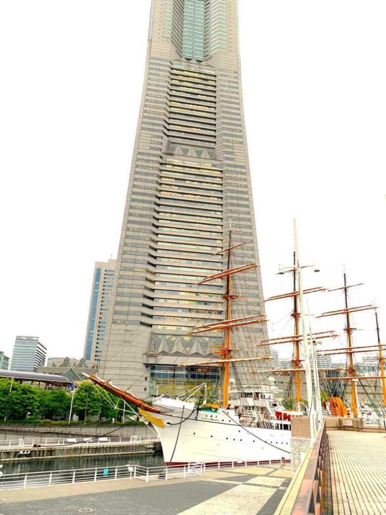 横浜