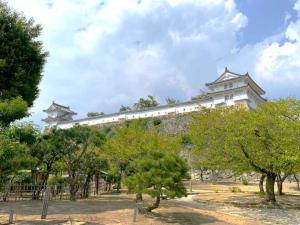姫路城　千姫ぼたん園からの「ワ・カの櫓」