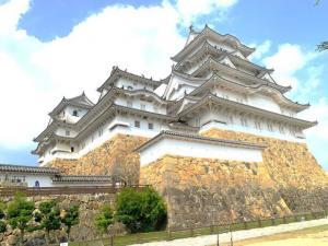 「備前丸跡」から見た「姫路城・連立式の天守群]」