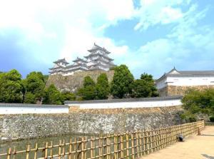 三国堀と姫路城・連立式の天守群