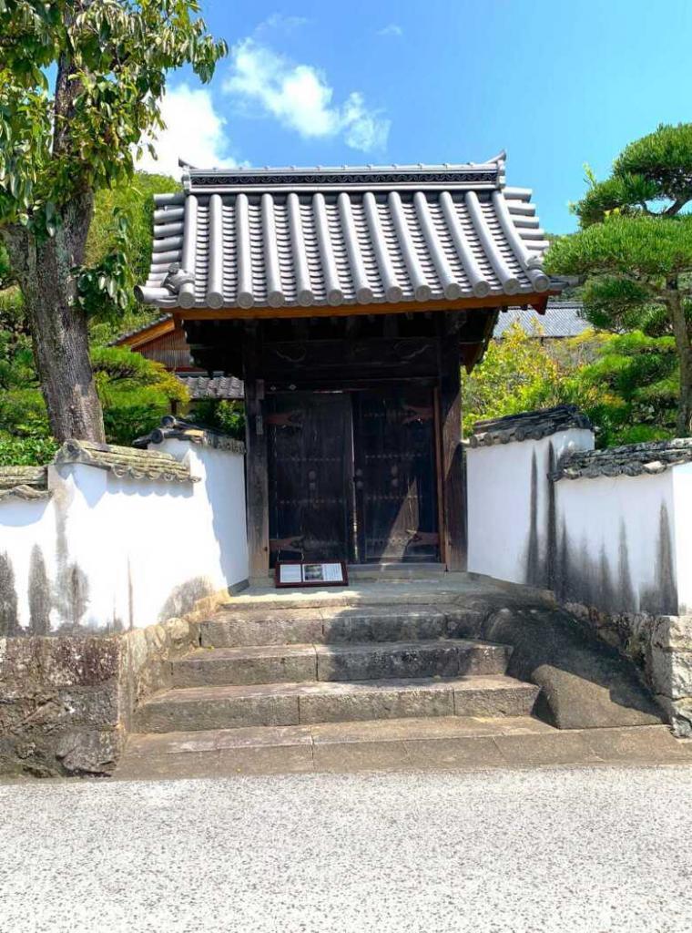 高梁