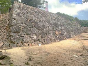 備中松山城 「野面積」の石垣