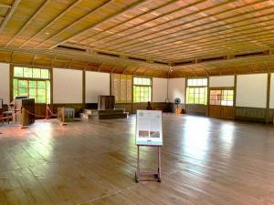 吹屋小学校 中央校舎2階の講堂