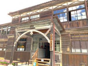 旧吹屋小学校中央校舎