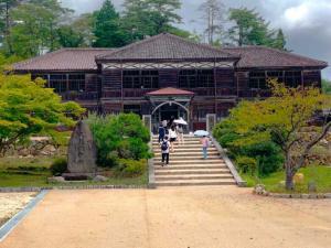 ベンガラの街として有名な吹屋の大人散策(吹屋小学校)