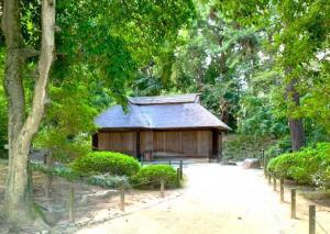 岡山後楽園　観騎亭