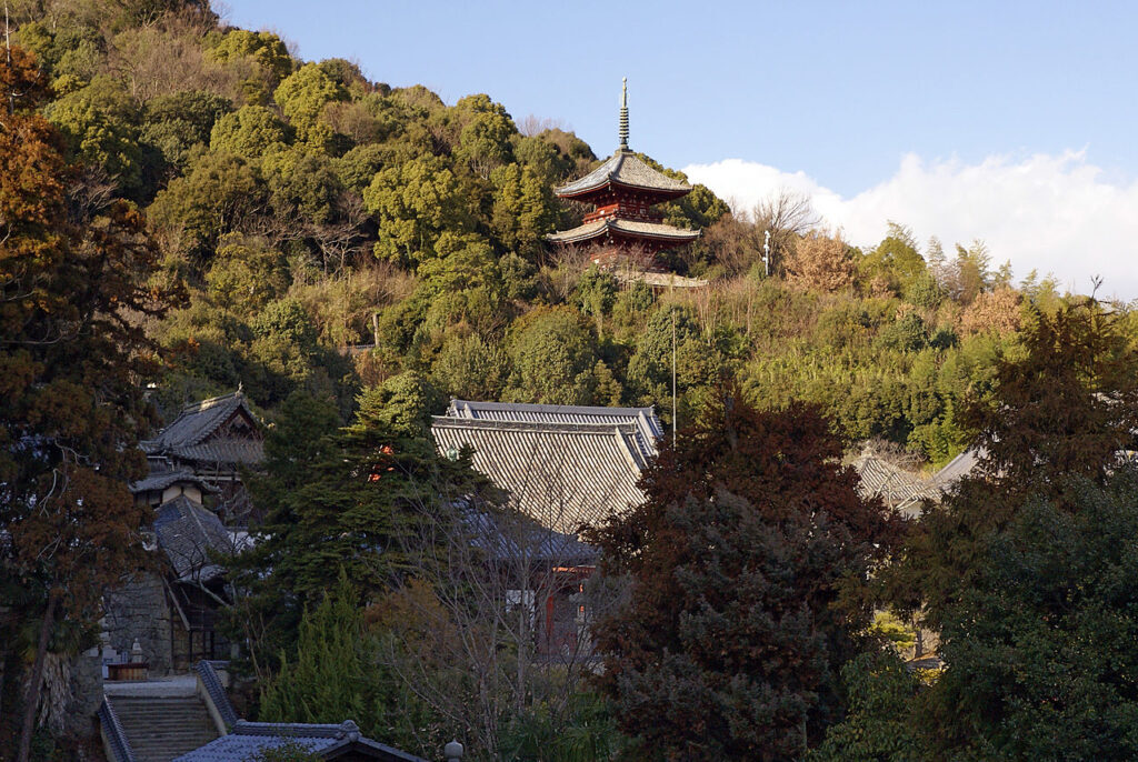 尾道 西國寺 天平年間（729年 - 749年）、行基が開山