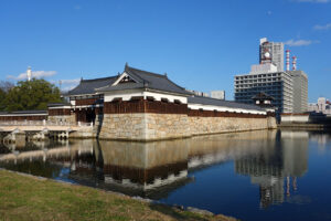 広島城 左から、表御門・平櫓・多聞櫓・太鼓櫓