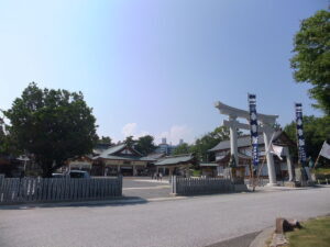 広島護国神社 本丸跡に位置する