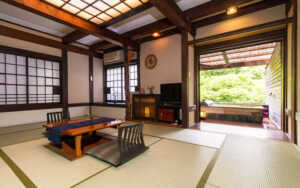 新木鉱泉・いちいの間