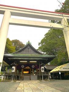 鎌倉宮 二の鳥居と拝殿