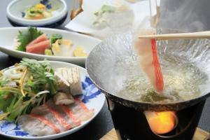 KKR鎌倉わかみや 夕食 (肝心な鰤しゃぶの写真を取り忘れてしまったので、こちらのHPより鯛しゃぶの写真も)