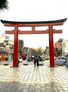 鶴岡八幡宮 三の鳥居(北から)