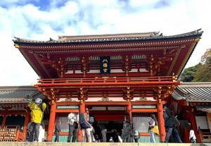 鶴岡八幡宮 楼門
