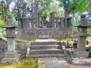 鎌倉 源氏山公園・日野俊基卿墓