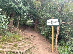 化粧坂切通(源氏山)~大仏切通し(高徳院・鎌倉大仏)間のハイキングコース(尾根道である事を実感できます!)