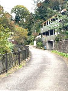 鎌倉 朝夷奈切通(西側入口付近)