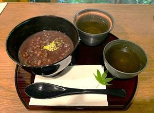 鎌倉 一条恵観山荘 (喫茶いスペースもあり、お庭を眺めつつ軽食が頂けます)