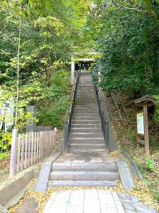 鎌倉 法華堂跡・白旗神・源頼朝墓