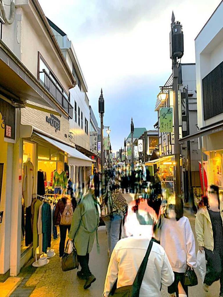 鎌倉 小町通りの様子