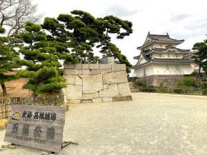 高松城　旧東の丸から移築された艮櫓(枡形を抜けた跡)