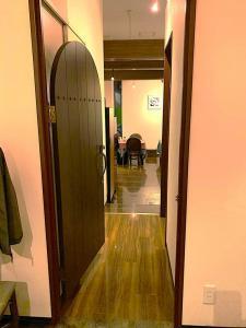 ズッカ　店内入って右側の個室の様なスペース