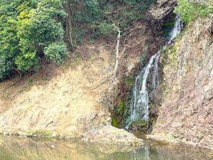 栗林公園　石壁(赤壁)・桶樋滝