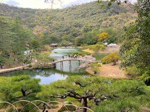 栗林公園　飛来峰からの景色