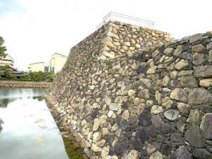 高松城 鞘橋、本丸側からの天守台